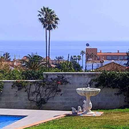 Villa De Los Suenos 25 Estepona Exterior photo